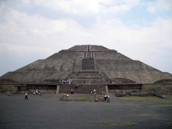 Die Sonnenpyramide in Teotihuacan